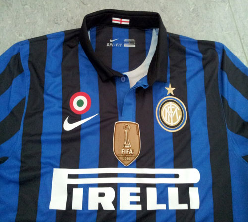 Inter hjemme trøje 11-12 World Club Champions badge 